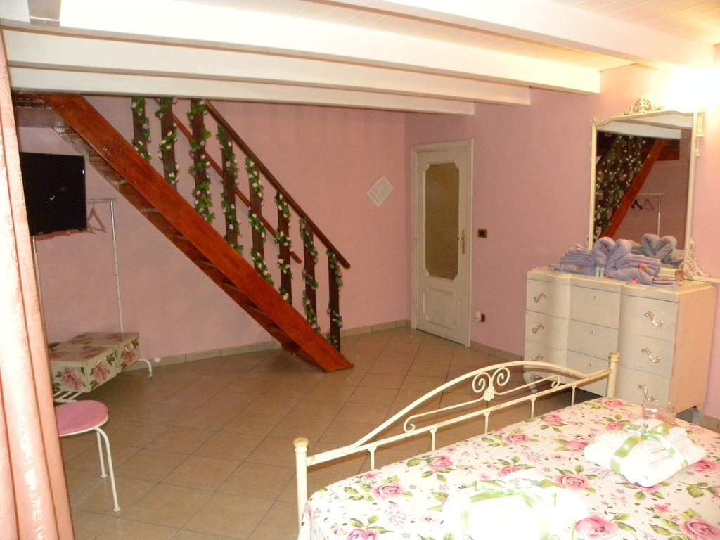 B&B La Rosa Taranto Ruang foto